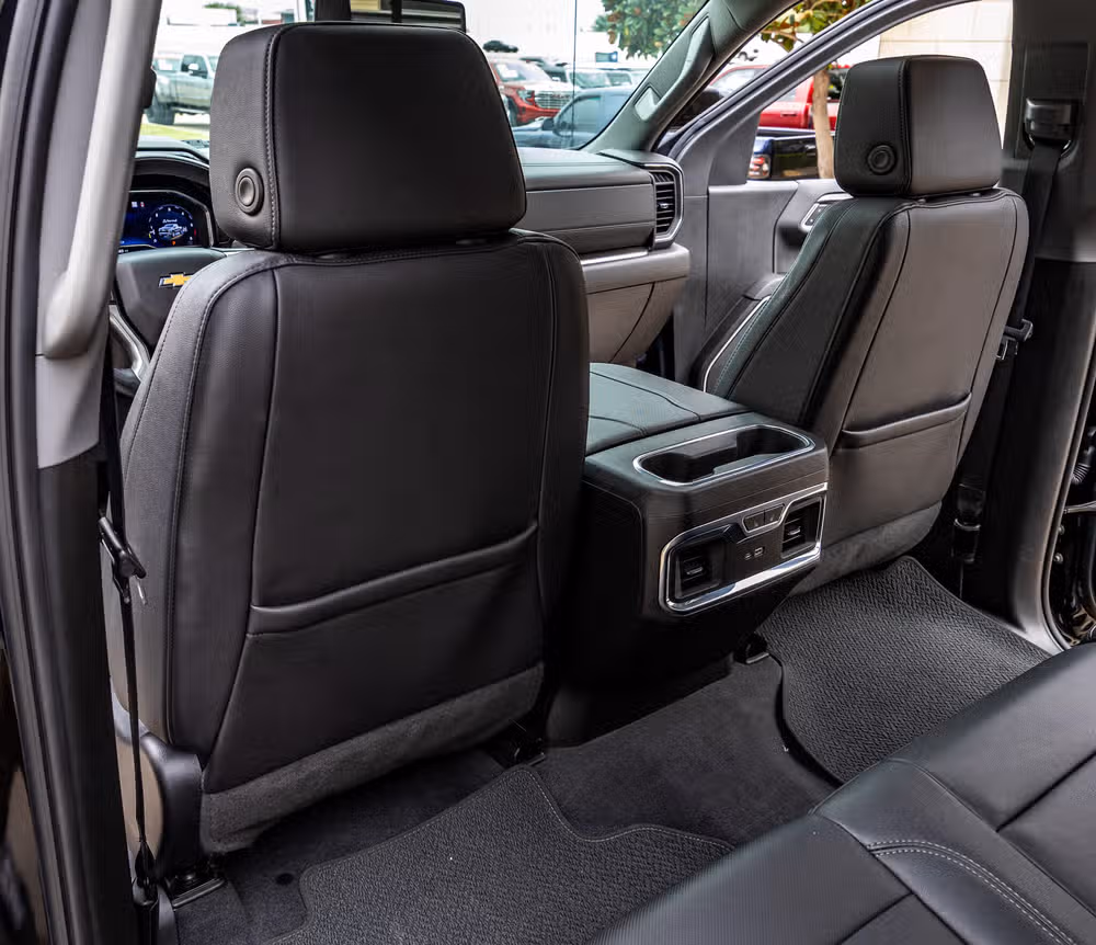 2023 Chevrolet Silverado 1500 LTZ Crew Cab Image 33