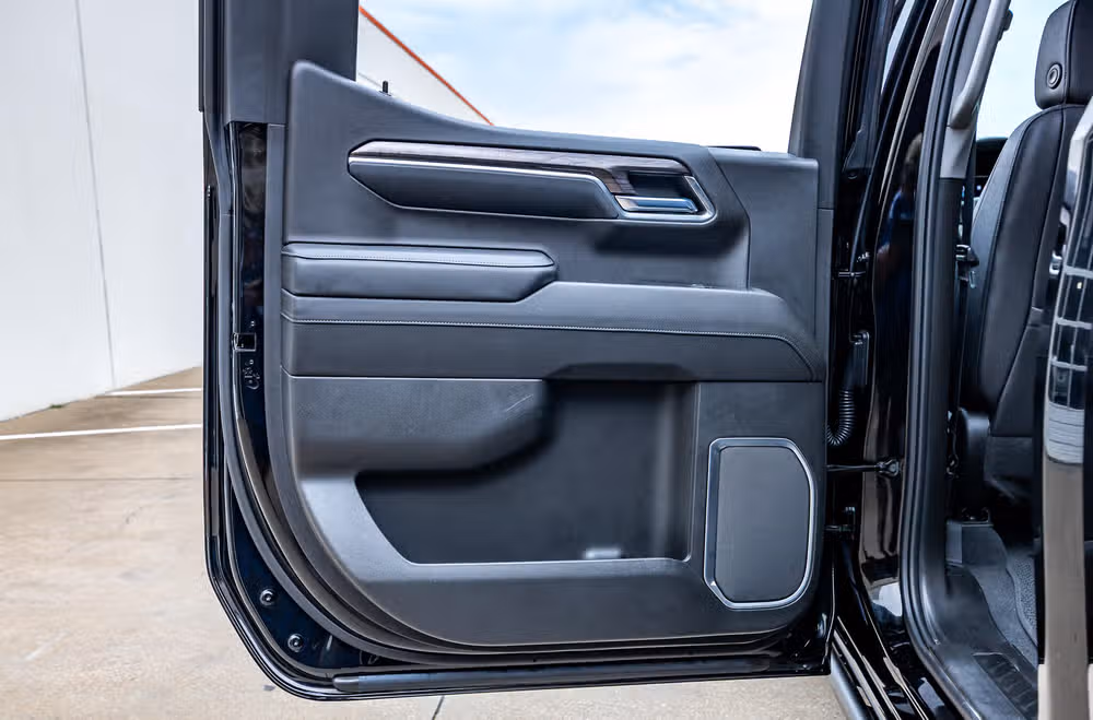 2023 Chevrolet Silverado 1500 LTZ Crew Cab Image 37