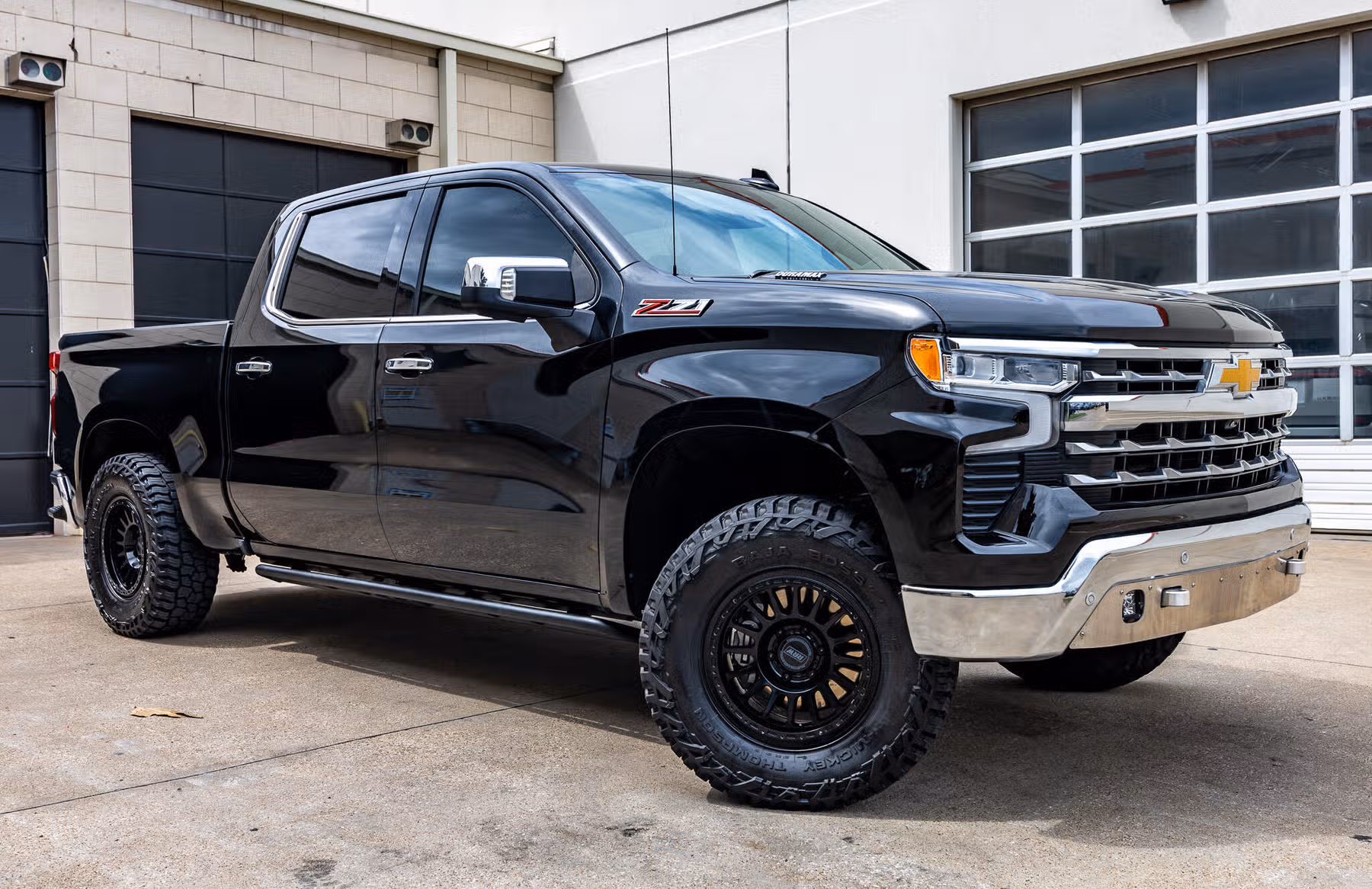 2023 Chevrolet Silverado 1500 LTZ Crew Cab Image 1