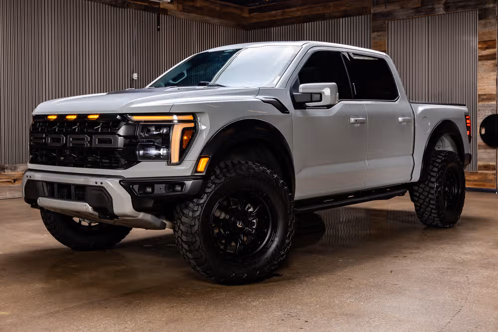 2024 Ford F-150 Raptor SuperCrew Image 4