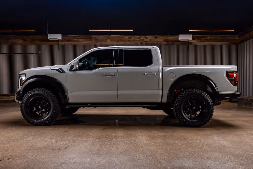 2024 Ford F-150 Raptor SuperCrew Image 5
