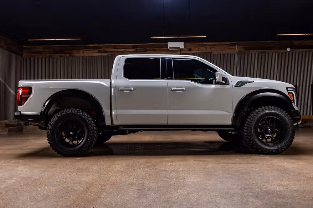 2024 Ford F-150 Raptor SuperCrew Image 10