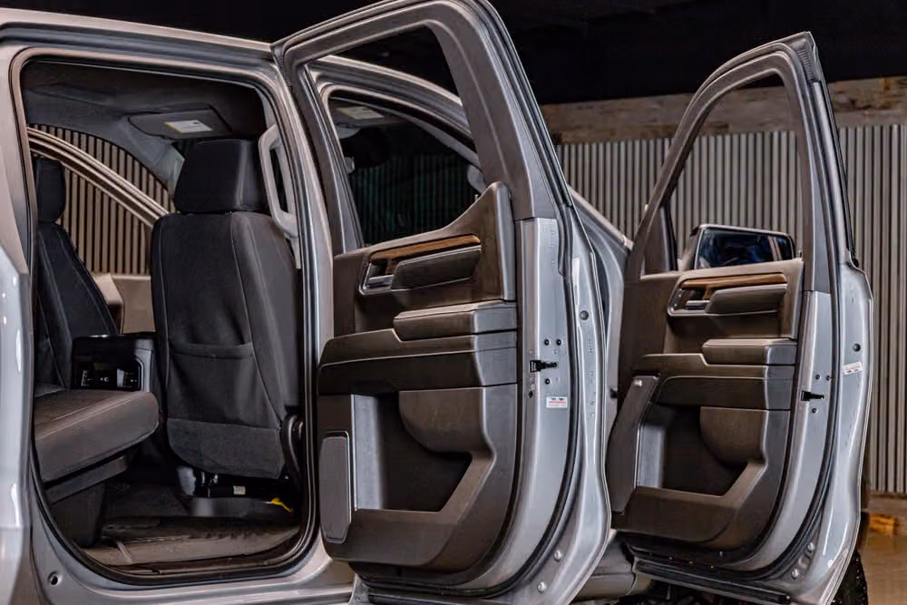 2024 Chevrolet Silverado 1500 LT Trail Boss Crew Cab Image 33