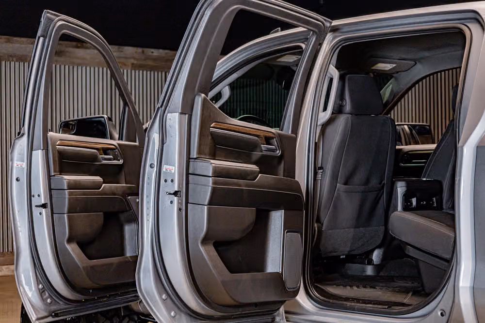 2024 Chevrolet Silverado 1500 LT Trail Boss Crew Cab Image 31