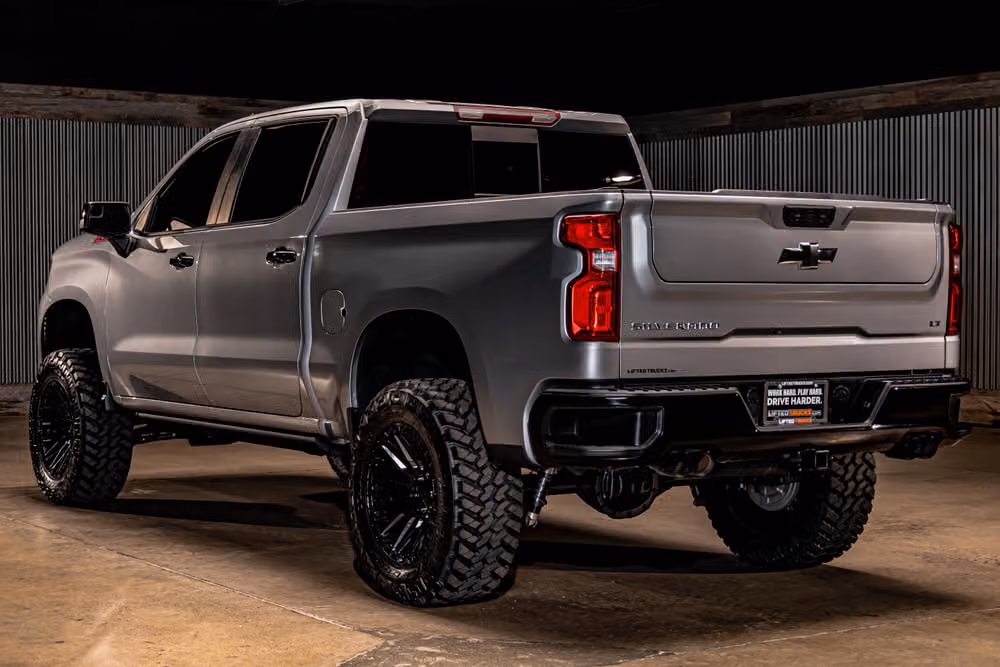 2024 Chevrolet Silverado 1500 LT Trail Boss Crew Cab Image 7