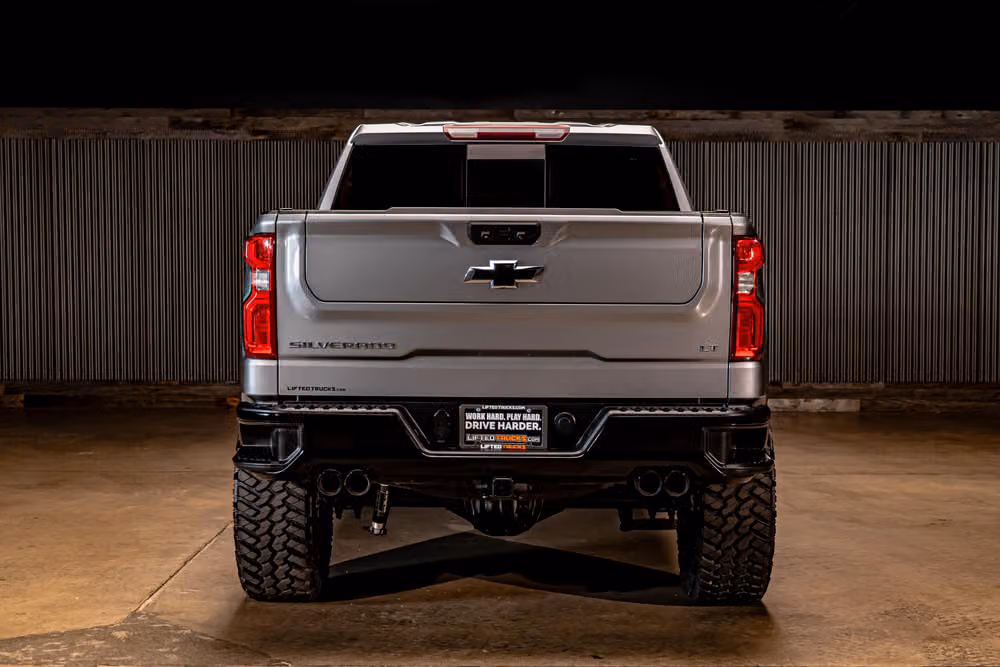 2024 Chevrolet Silverado 1500 LT Trail Boss Crew Cab Image 8