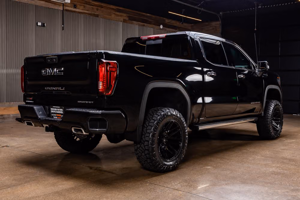 2026 GMC Sierra 1500 Denali Ultimate Crew Cab Image 11