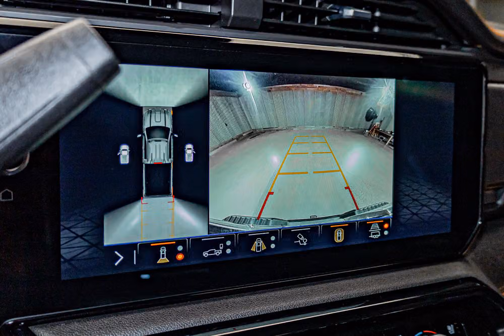 2024 GMC Sierra 2500HD AT4 Crew Cab Image 23