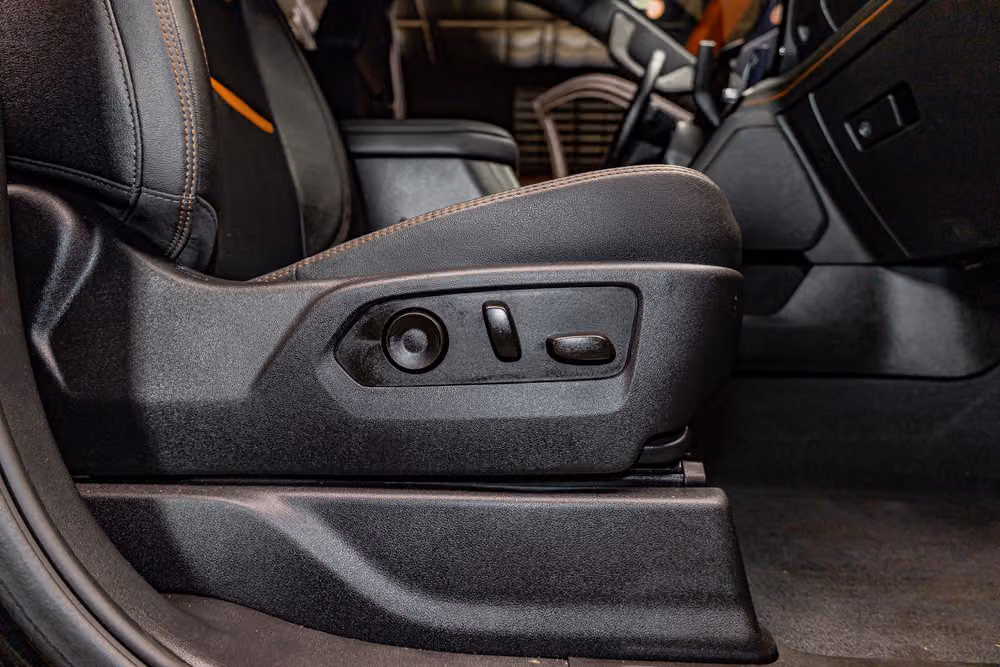 2024 GMC Sierra 2500HD AT4 Crew Cab Image 31