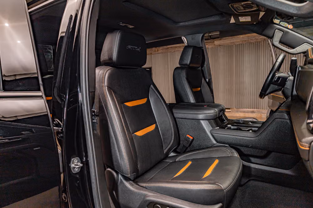 2024 GMC Sierra 2500HD AT4 Crew Cab Image 32