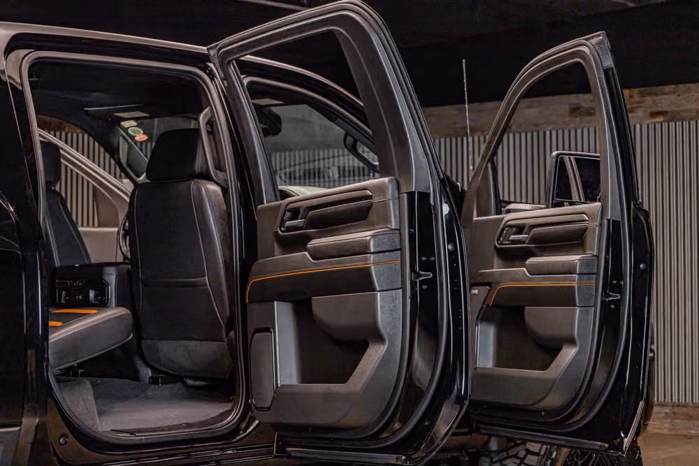2024 GMC Sierra 2500HD AT4 Crew Cab Image 35