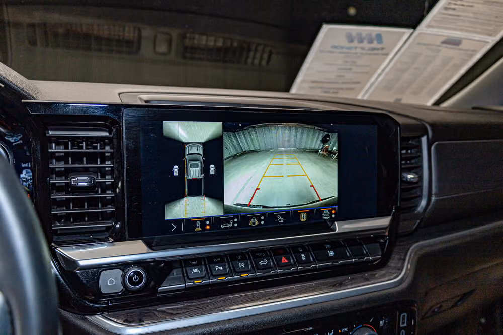 2025 Chevrolet Silverado 1500 LTZ Crew Cab Image 19