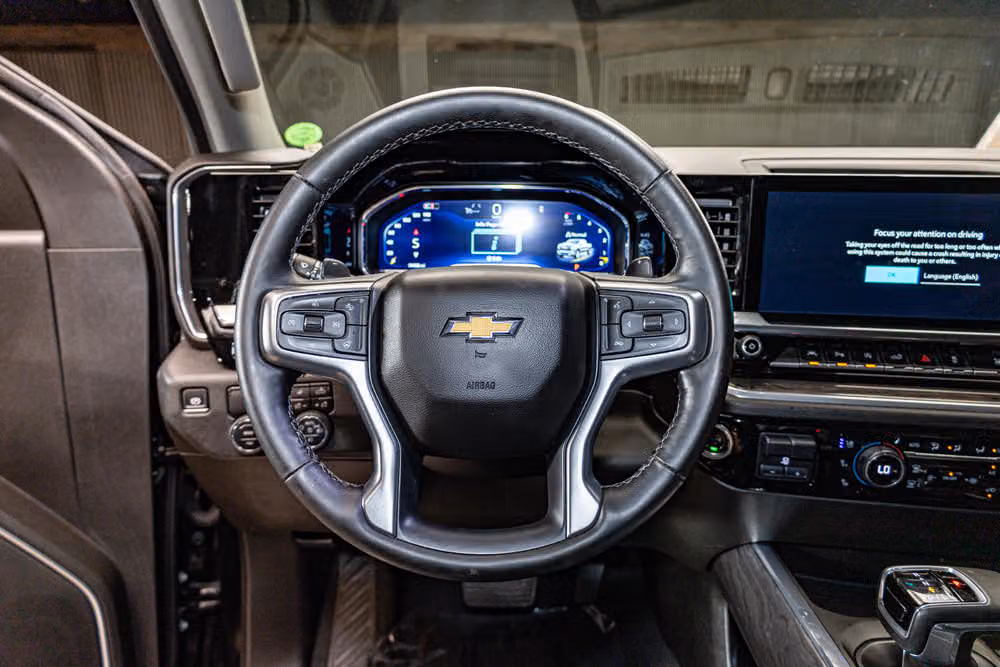 2025 Chevrolet Silverado 1500 LTZ Crew Cab Image 24