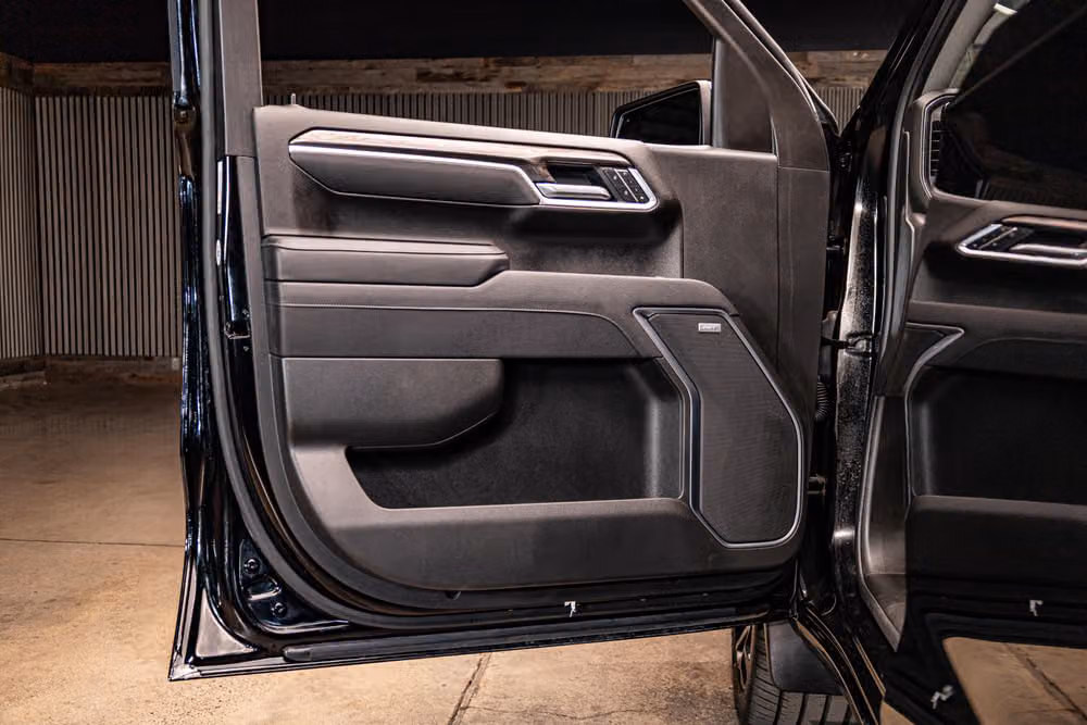 2025 Chevrolet Silverado 1500 LTZ Crew Cab Image 26