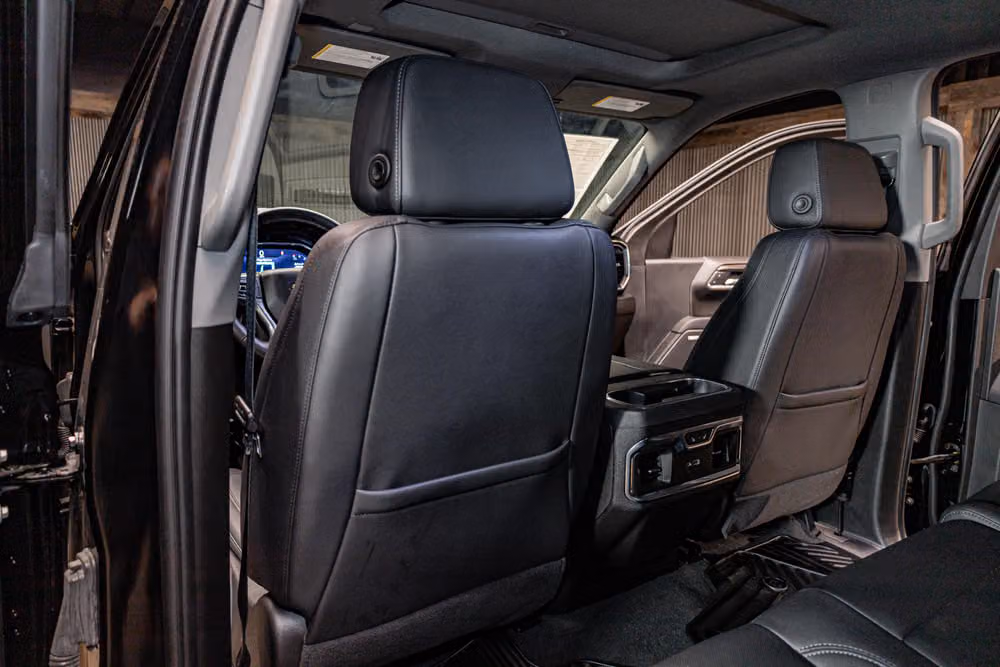 2025 Chevrolet Silverado 1500 LTZ Crew Cab Image 27