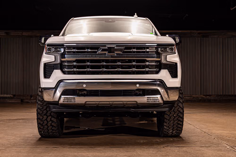 2025 Chevrolet Silverado 1500 LTZ Crew Cab Image 4