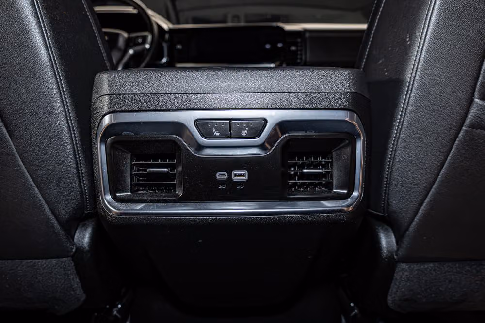 2025 Chevrolet Silverado 1500 LTZ Crew Cab Image 26