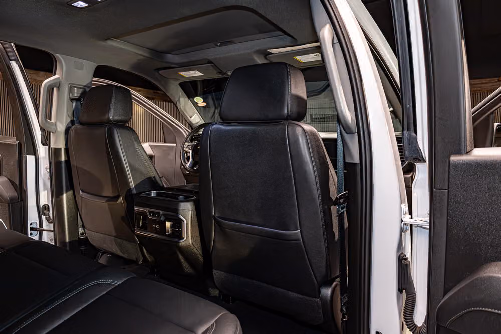 2025 Chevrolet Silverado 1500 LTZ Crew Cab Image 27