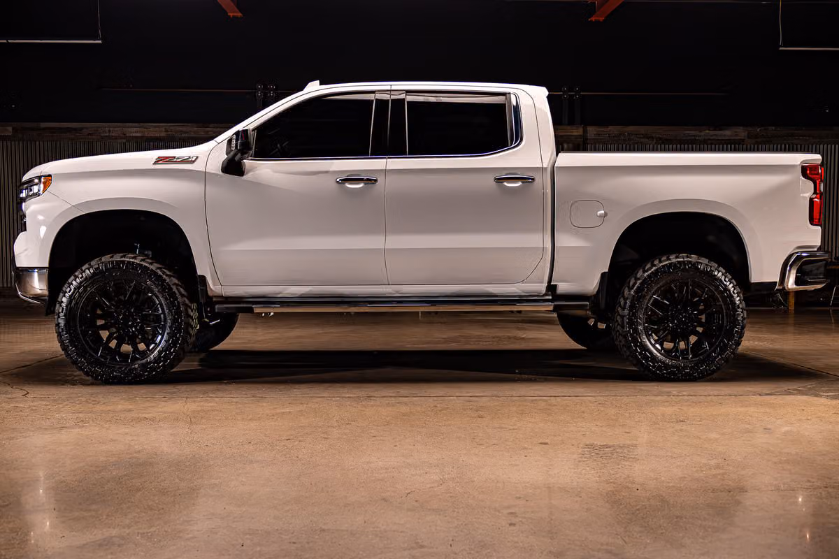 2025 Chevrolet Silverado 1500 LTZ Crew Cab
