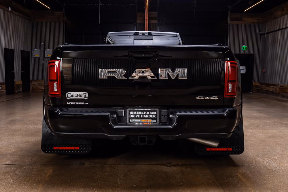 2025 Ram 3500 Limited Longhorn Crew Cab Image 7