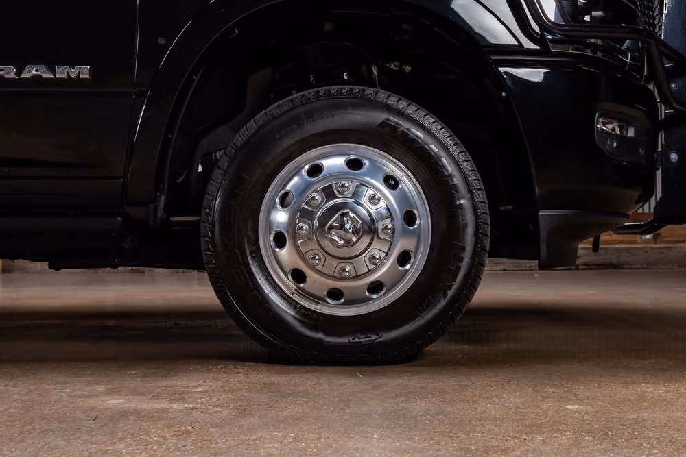 2025 Ram 3500 Limited Longhorn Crew Cab Image 14