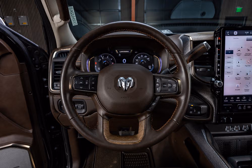 2025 Ram 3500 Limited Longhorn Crew Cab Image 18
