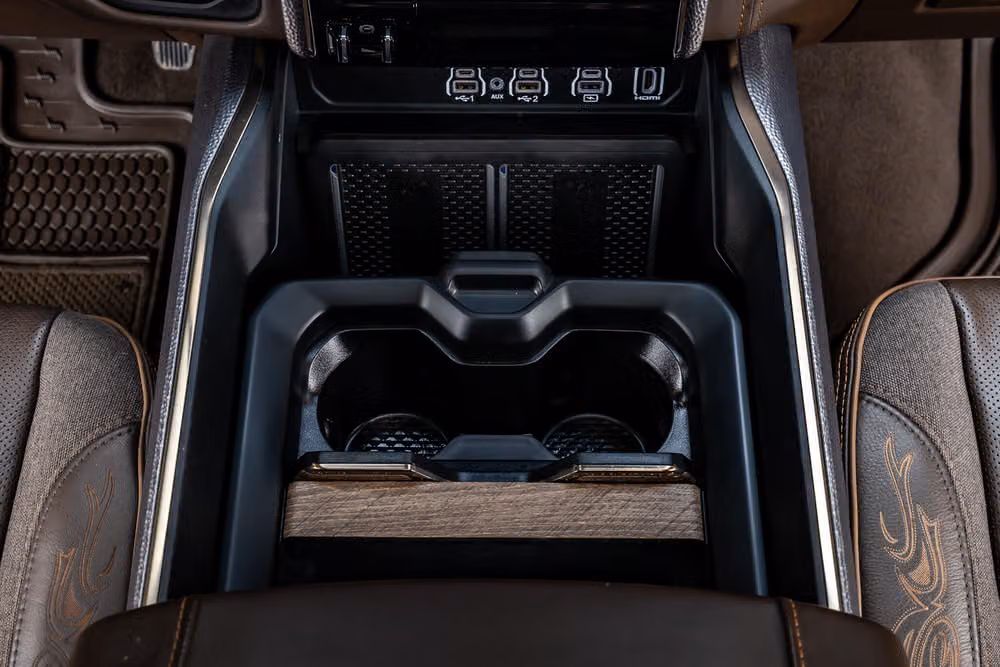 2025 Ram 3500 Limited Longhorn Crew Cab Image 27
