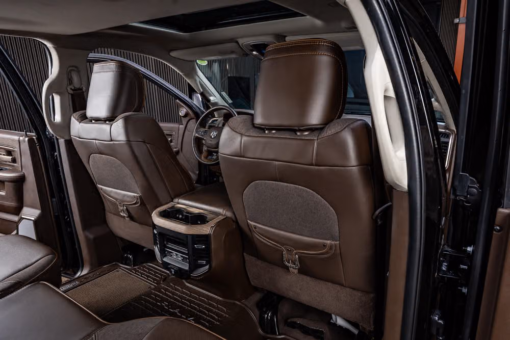 2025 Ram 3500 Limited Longhorn Crew Cab Image 32