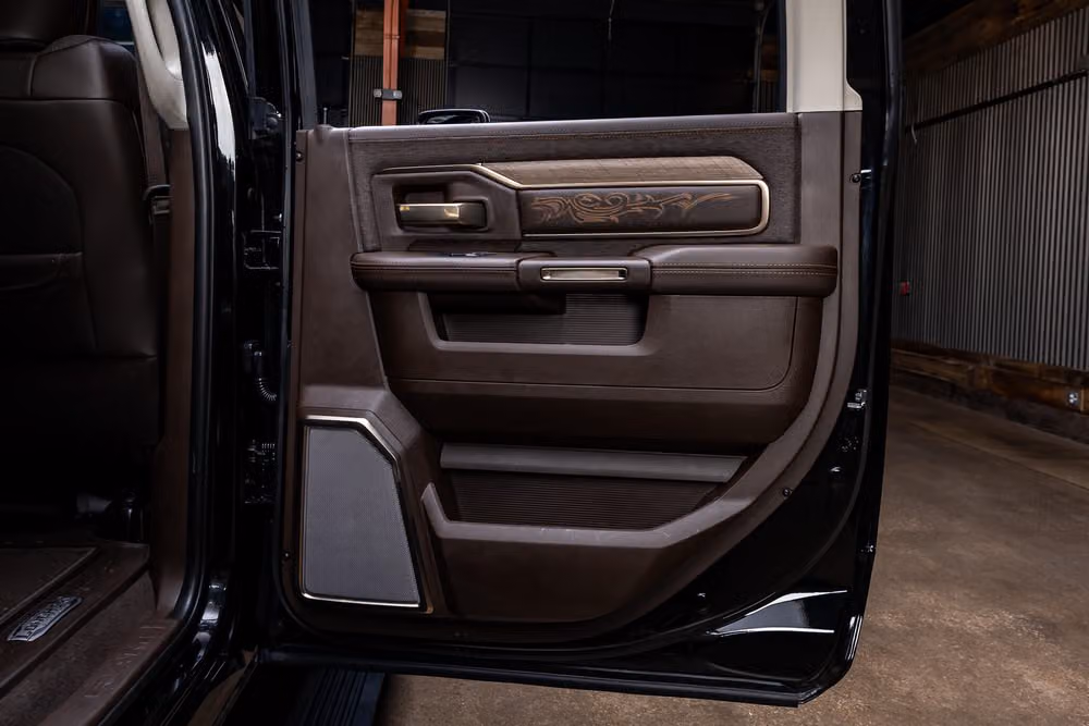 2025 Ram 3500 Limited Longhorn Crew Cab Image 39