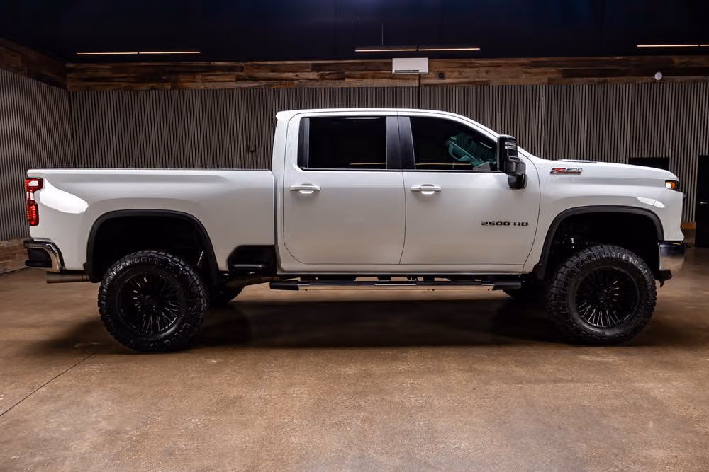 2026 Chevrolet Silverado 2500HD LT Crew Cab Image 12