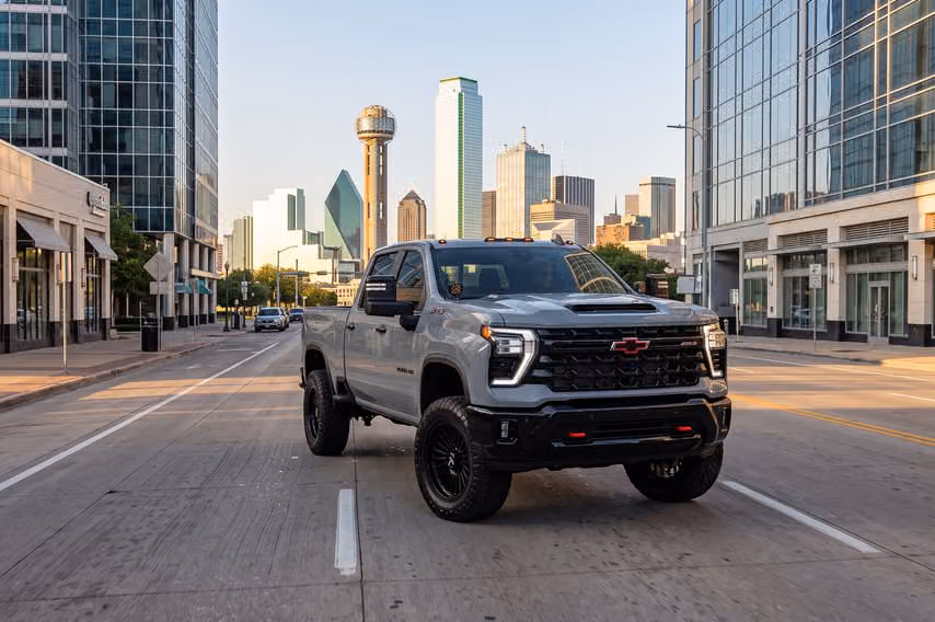 2025 Chevrolet Silverado 2500HD ZR2 Crew Cab Image 41