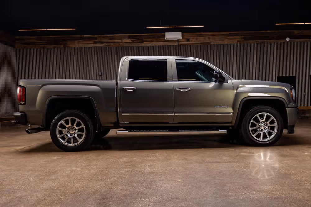 2018 GMC Sierra 1500 Denali Crew Cab Image 10