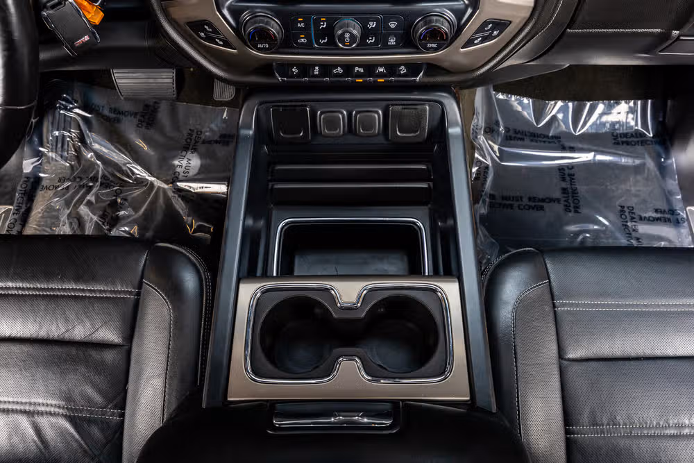 2018 GMC Sierra 1500 Denali Crew Cab Image 25