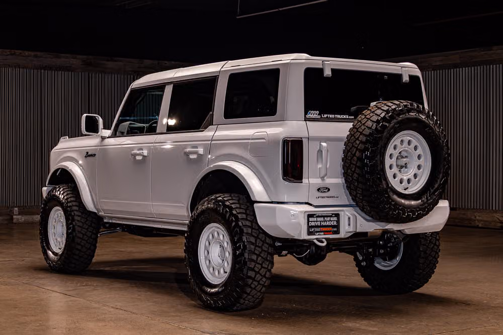 2026 Ford Bronco Outer Banks Image 7