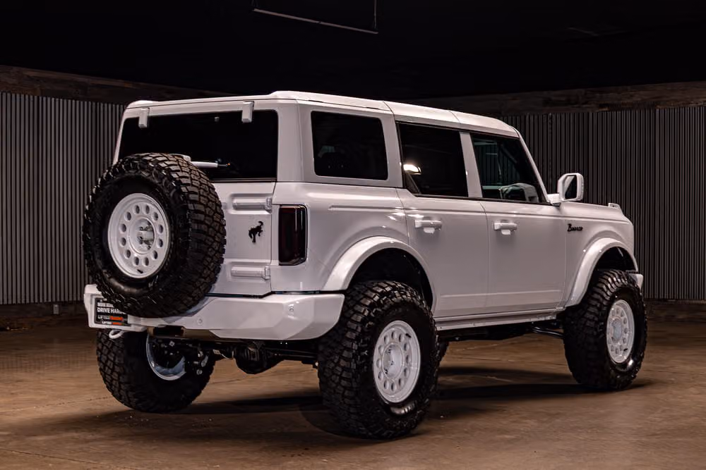 2026 Ford Bronco Outer Banks Image 10
