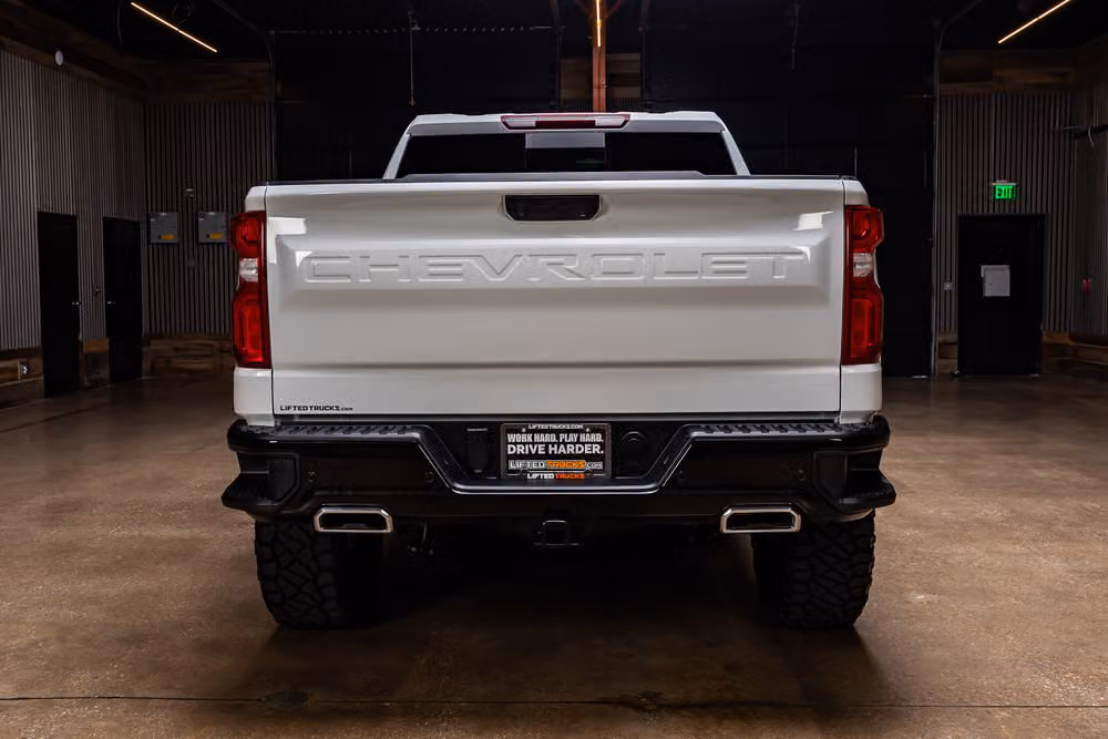 2026 Chevrolet Silverado 1500 LT Trail Boss Crew Cab Image 8