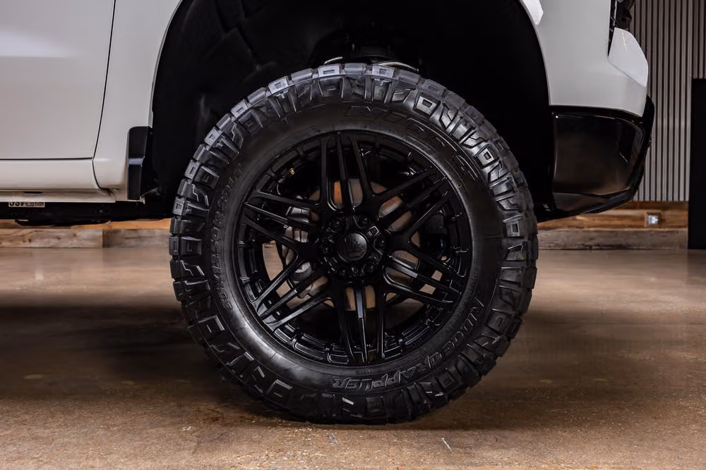 2026 Chevrolet Silverado 1500 LT Trail Boss Crew Cab Image 12