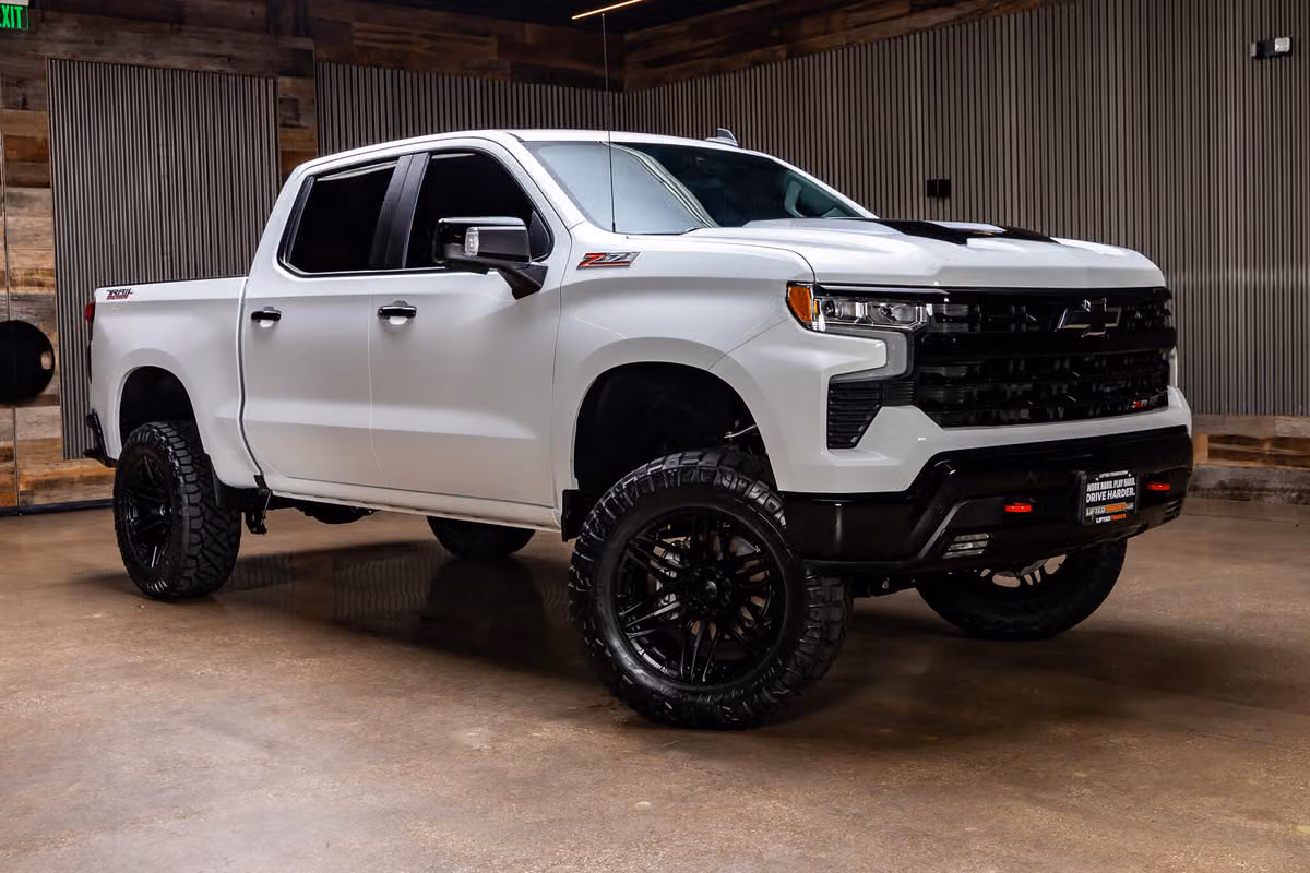 2026 Chevrolet Silverado 1500 LT Trail Boss Crew Cab