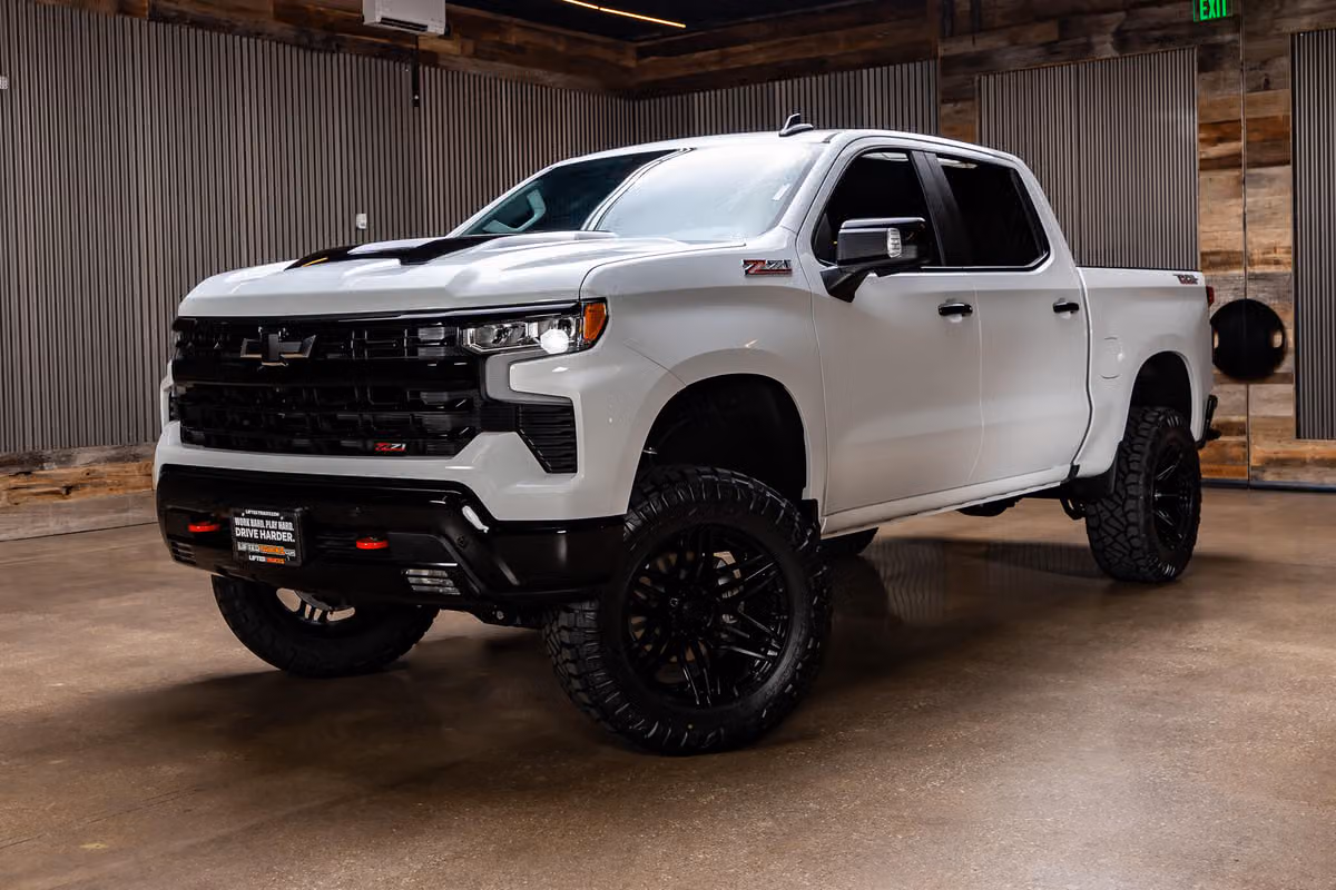2026 Chevrolet Silverado 1500 LT Trail Boss Crew Cab