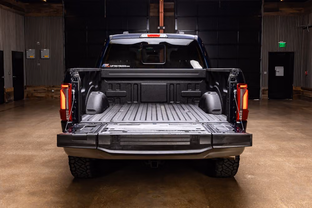2025 Ford F-150 King Ranch SuperCrew Image 9