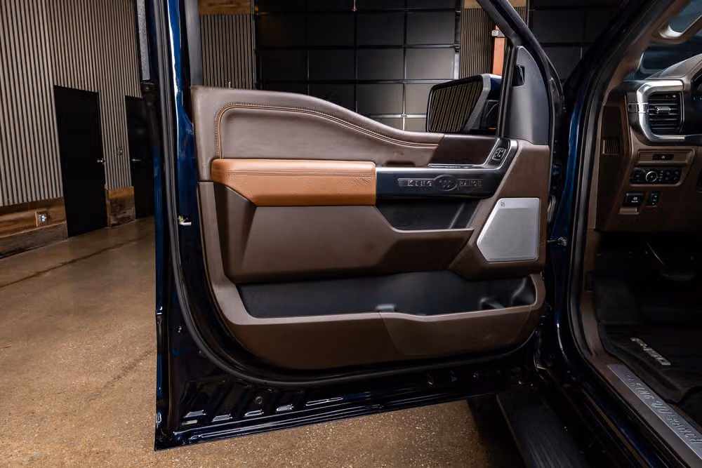 2025 Ford F-150 King Ranch SuperCrew Image 38