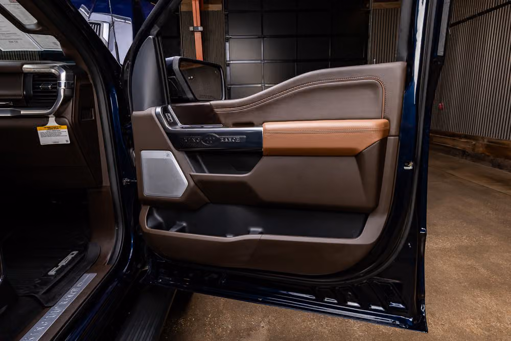 2025 Ford F-150 King Ranch SuperCrew Image 39