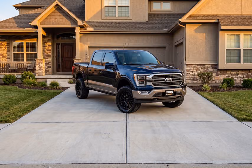 2025 Ford F-150 King Ranch SuperCrew Image 44