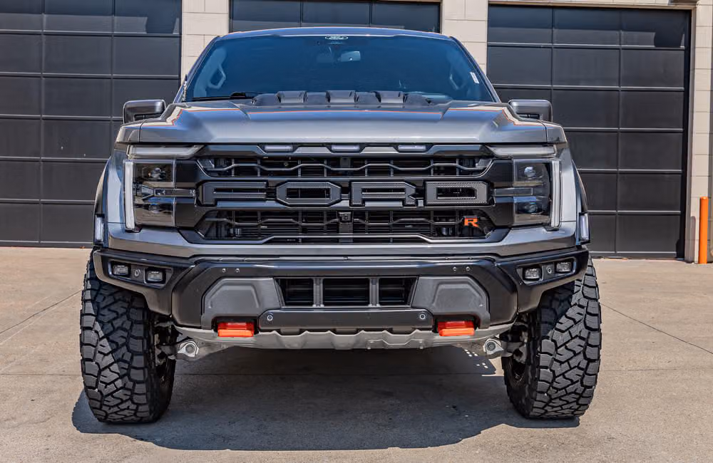 2025 Ford F-150 Raptor R SuperCrew Image 5