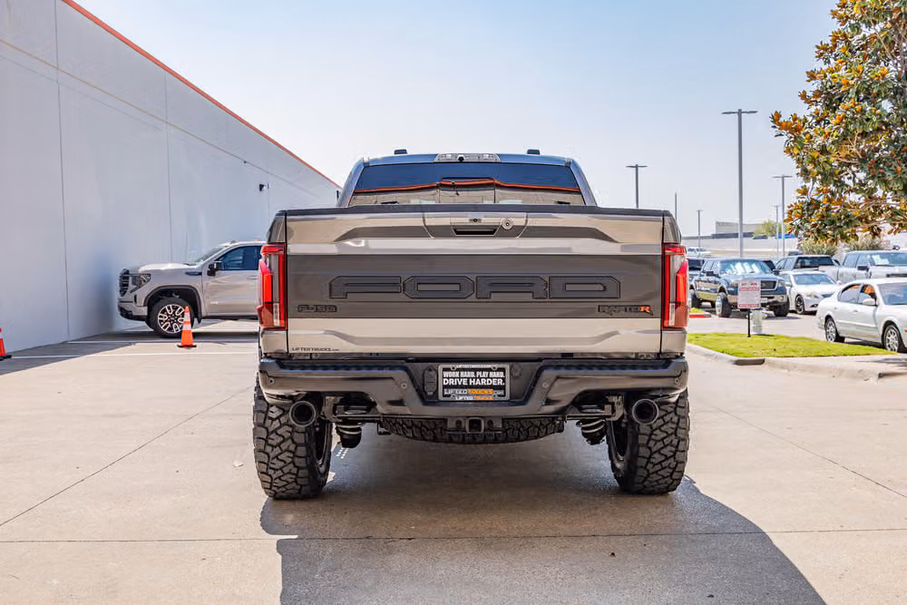 2025 Ford F-150 Raptor R SuperCrew Image 16