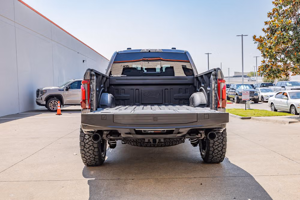 2025 Ford F-150 Raptor R SuperCrew Image 17
