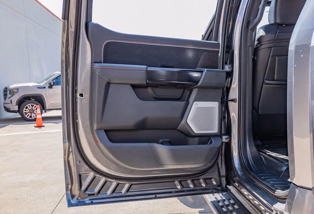 2025 Ford F-150 Raptor R SuperCrew Image 46