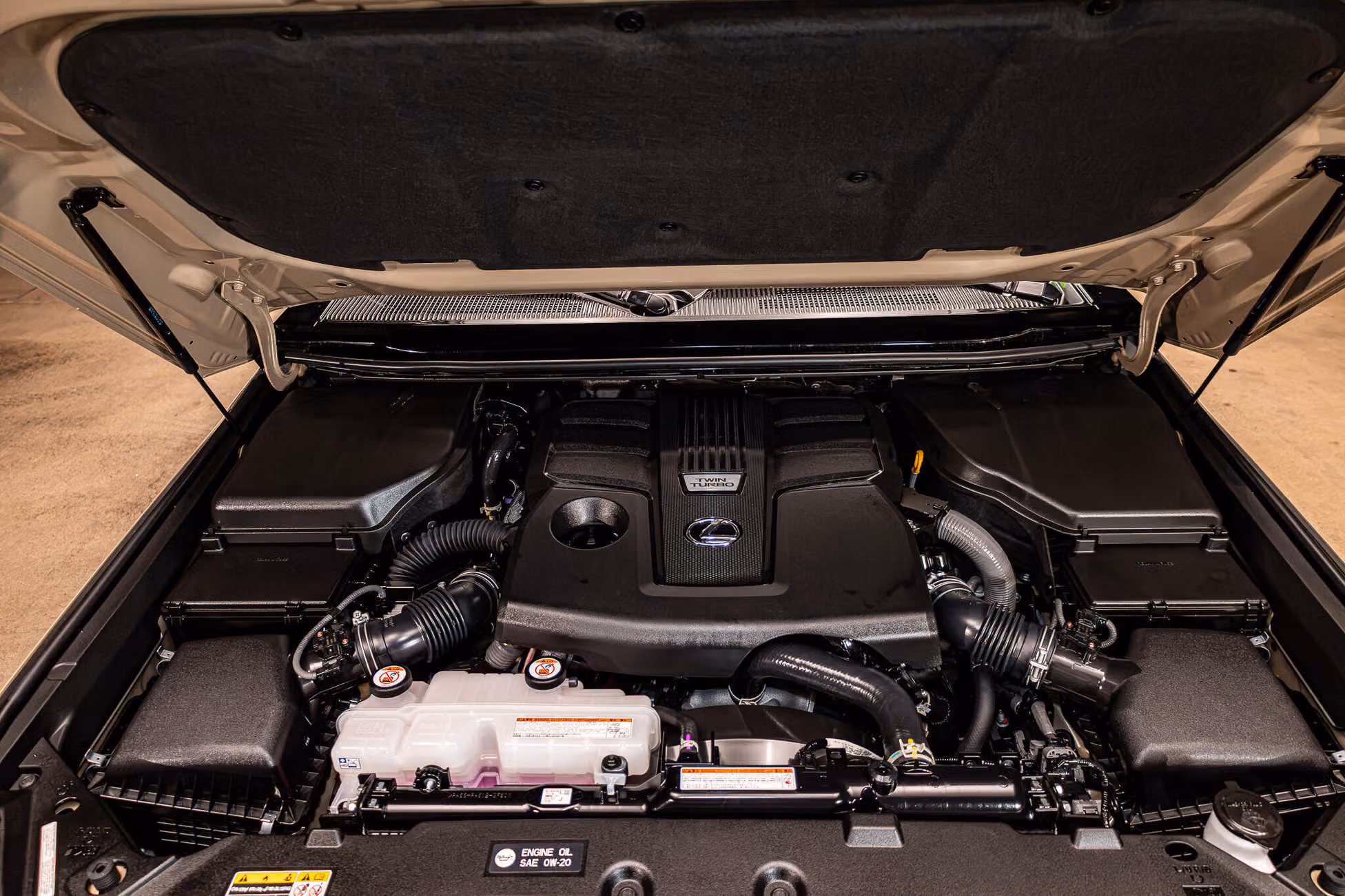 2026 Lexus GX 550 Overtrail+ Image 31