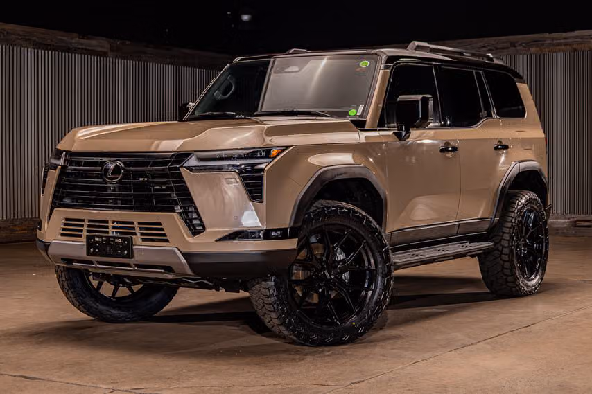2026 Lexus GX 550 Overtrail+ Image 5