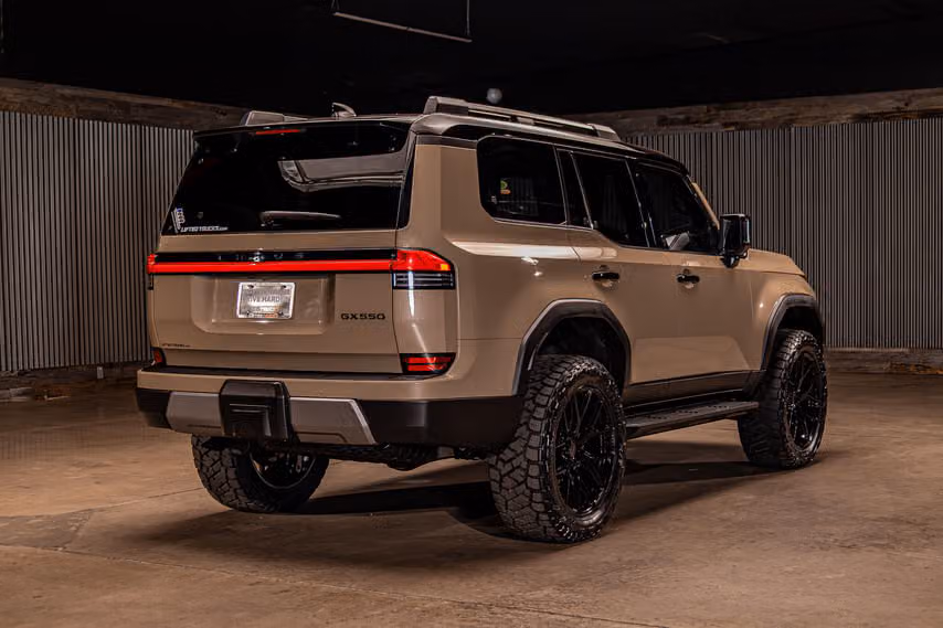 2026 Lexus GX 550 Overtrail+ Image 10